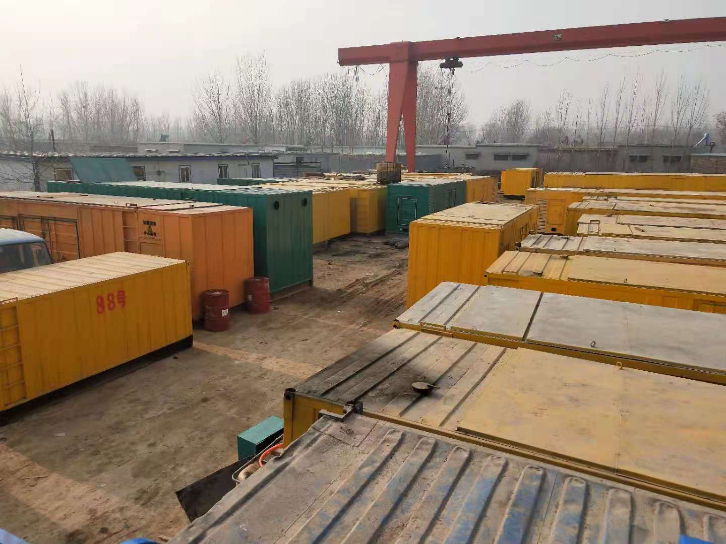 峨山租赁发电机-灰尘、风沙对柴油发电机组造成哪些不良影响？